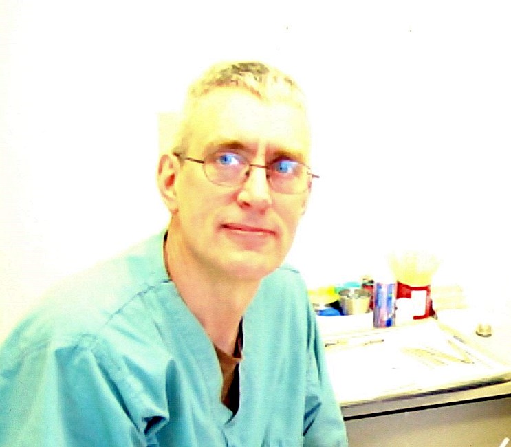 Obituary of Dr. Alan Craig Fashion