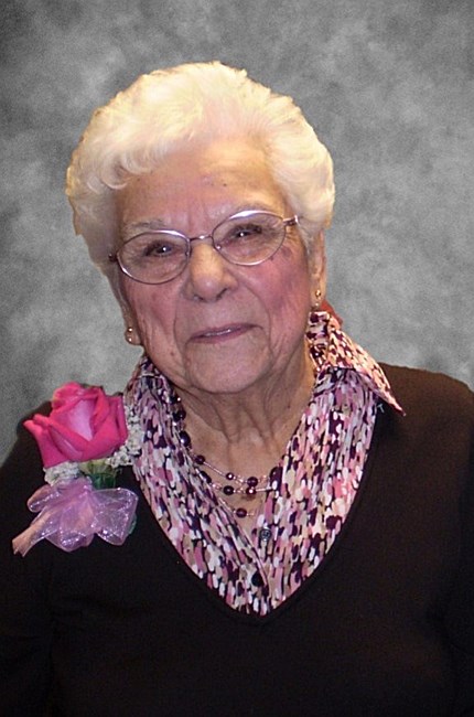 Obituary of Jeannette Régimbald (née Séguin)