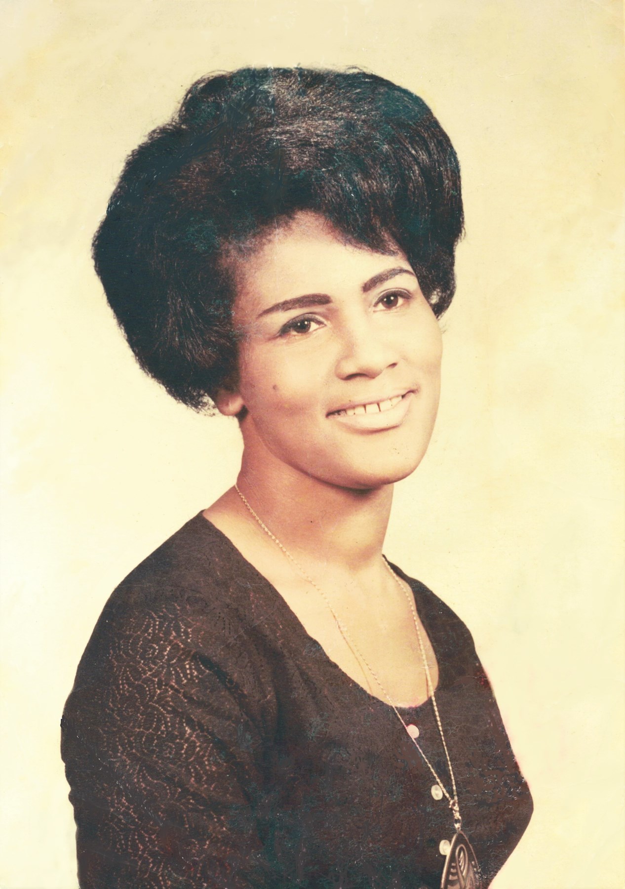 Avis de décès de Irma Lake