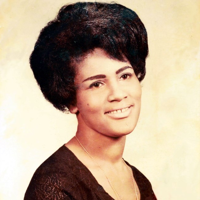 Avis de décès de Irma Lake