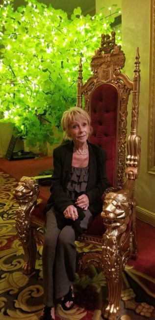 Obituary of Laura L De Santis