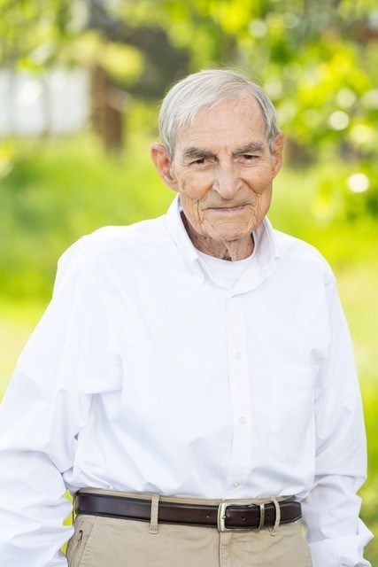Obituary of Robert Wayne McWhirter