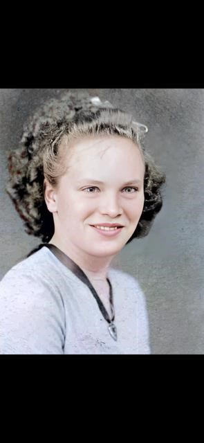 Avis de décès de Ms. Ann Elaine Sanders