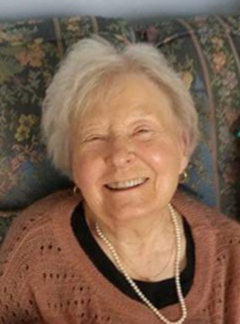 Obituario de Eleanor Helen Gargala