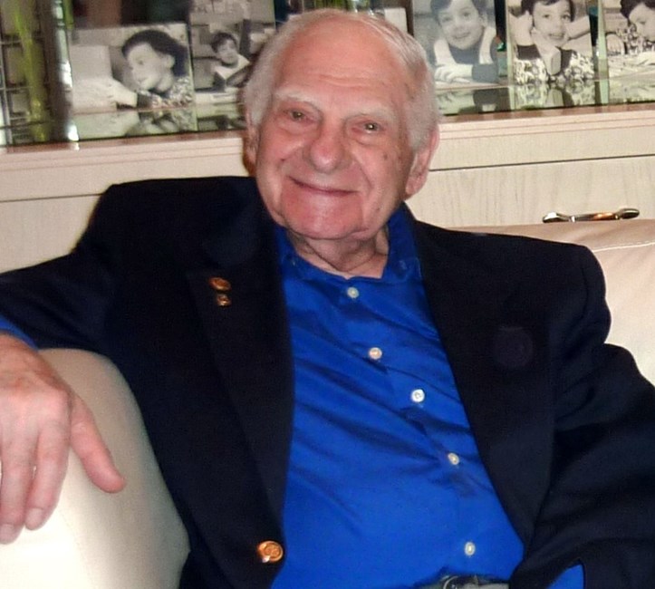 Obituary of Lester Corn