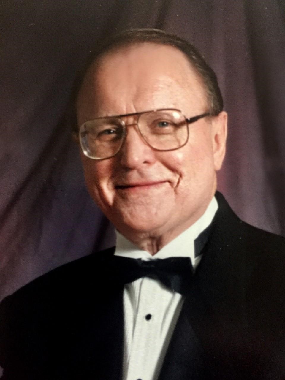Clark Tomlin Obituary