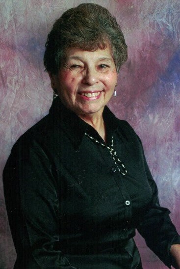 Obituary of Emilia Lara