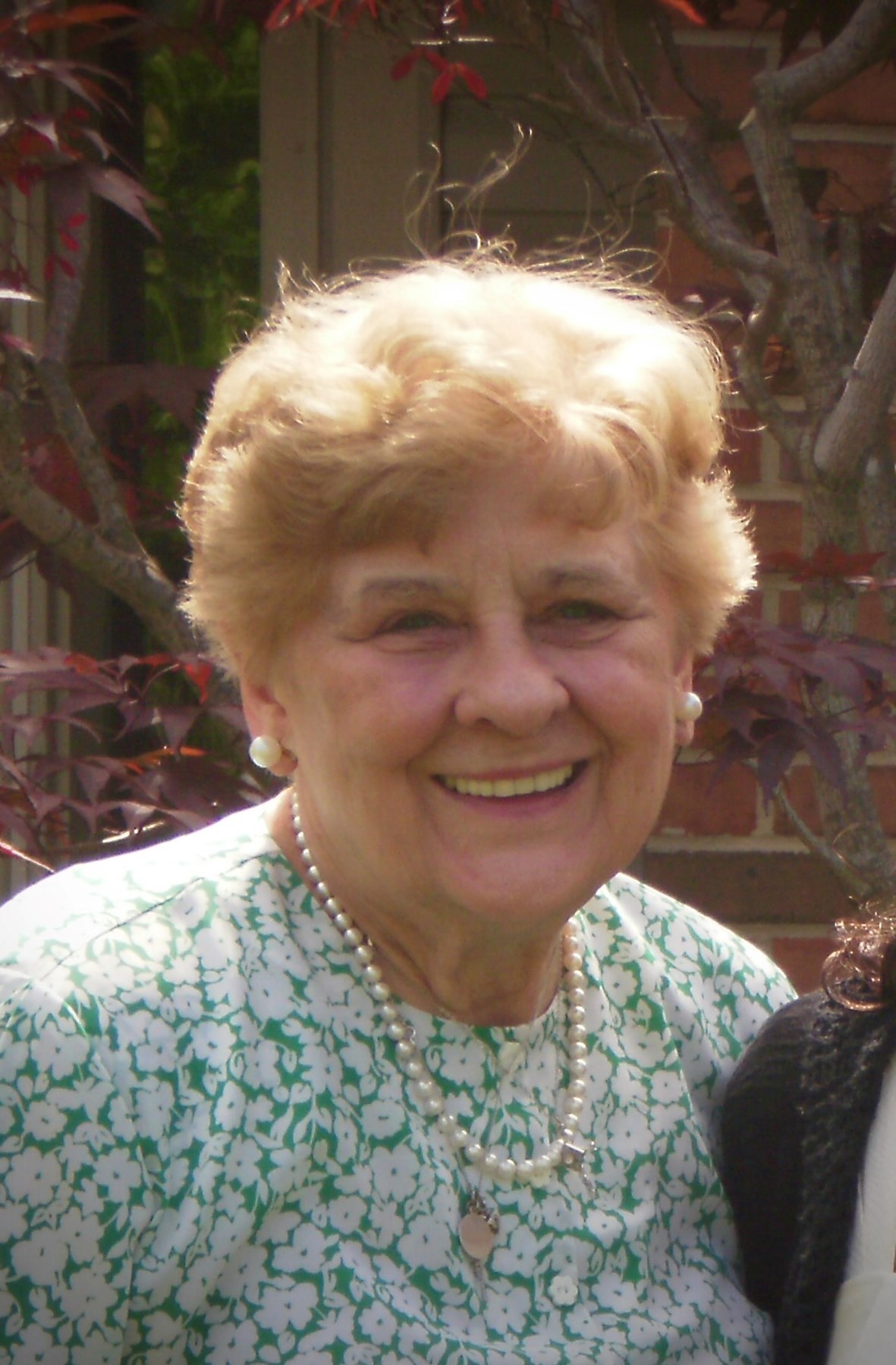 Obituary of Bernadine Shirley Adams