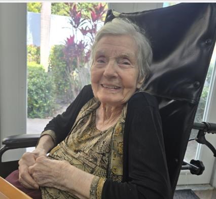 Obituary of Eva R'Lena Petry