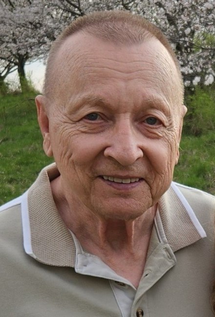 Avis de décès de George T. Javorek