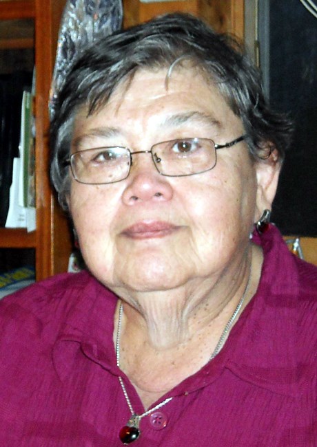 Obituario de Catherine E. Mathews