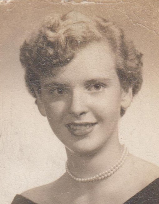 Obituary of Barbara Giroux Holmes Farley