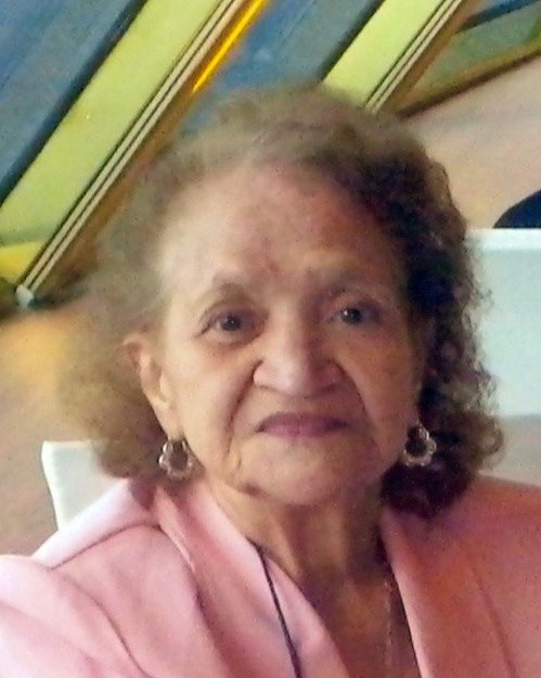 Obituary of Sylvia Yvonne Van Rossum