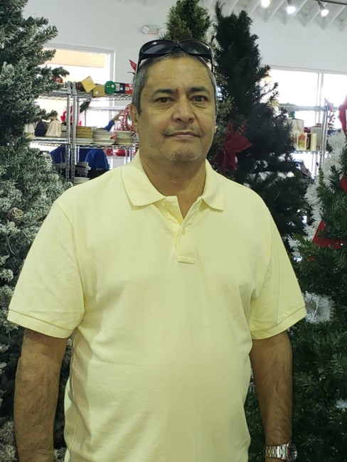 Obituary of Miguel David Velez