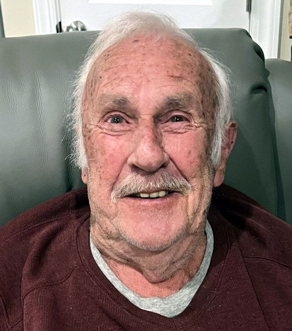 Obituary of Howard Dean Hudgins