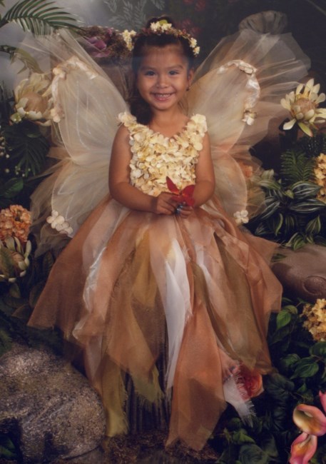 Obituary of Claudia Yuliana Santana