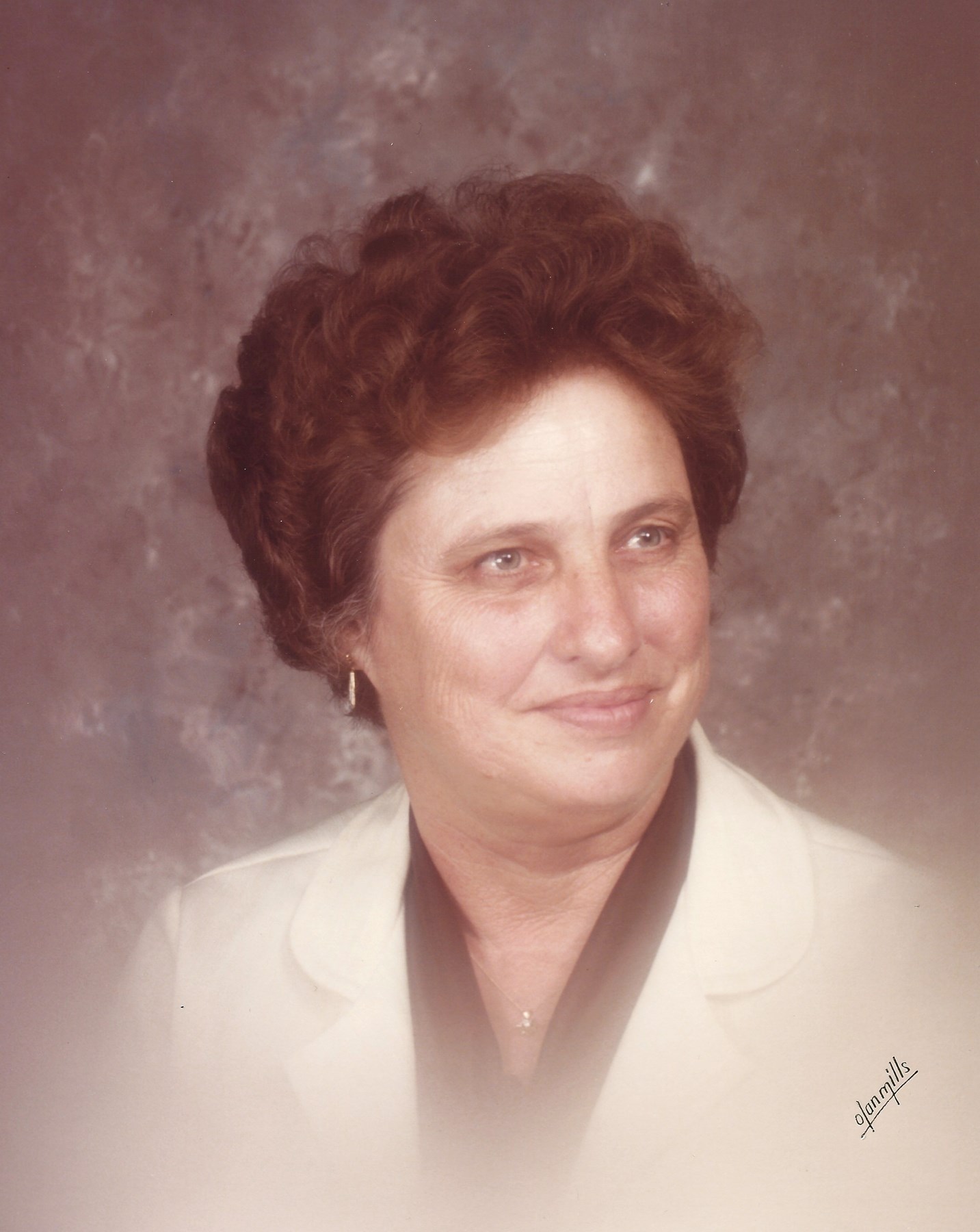 Obituary of Ruth Lovett Mcleod