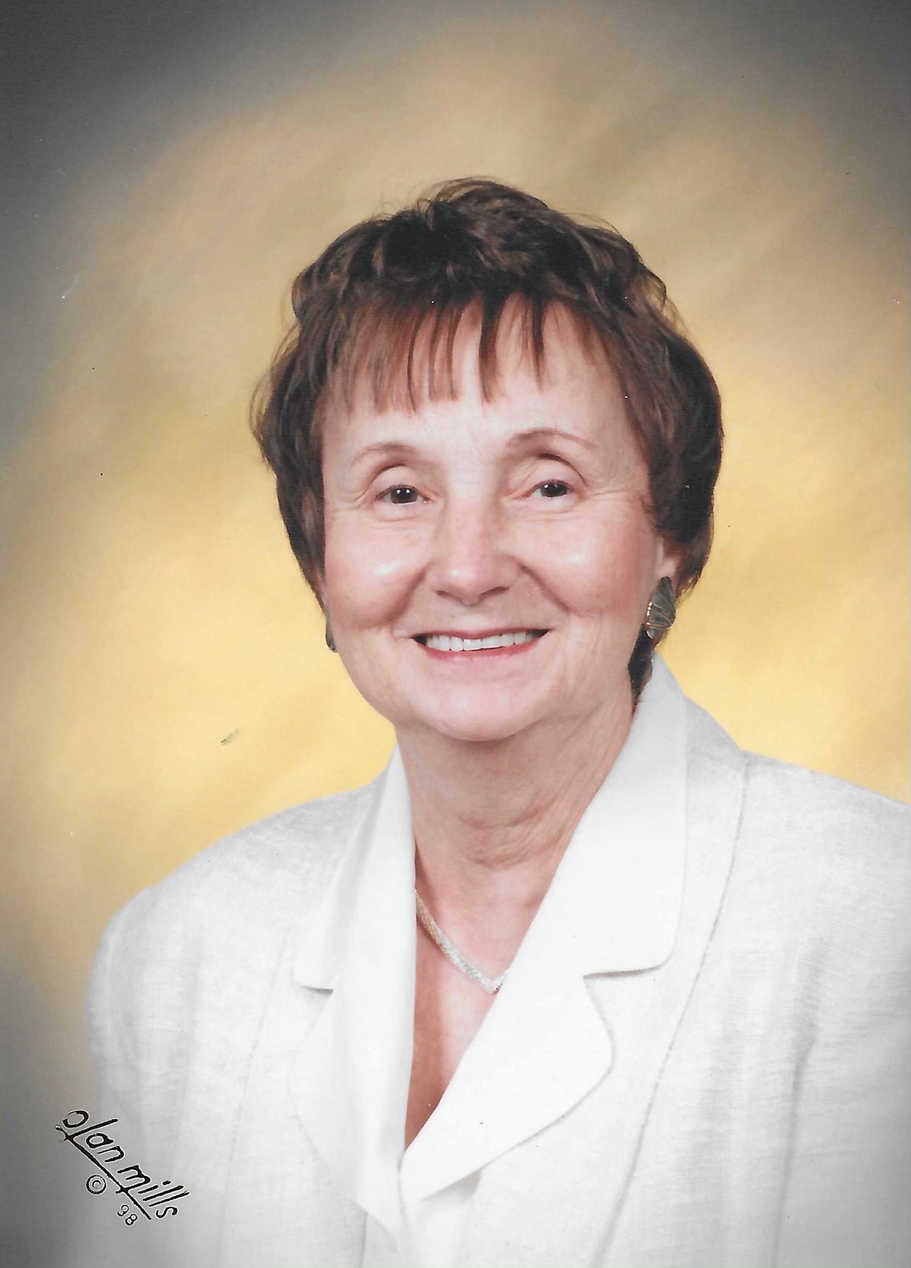 Obituary of Helen Hermine Costaras