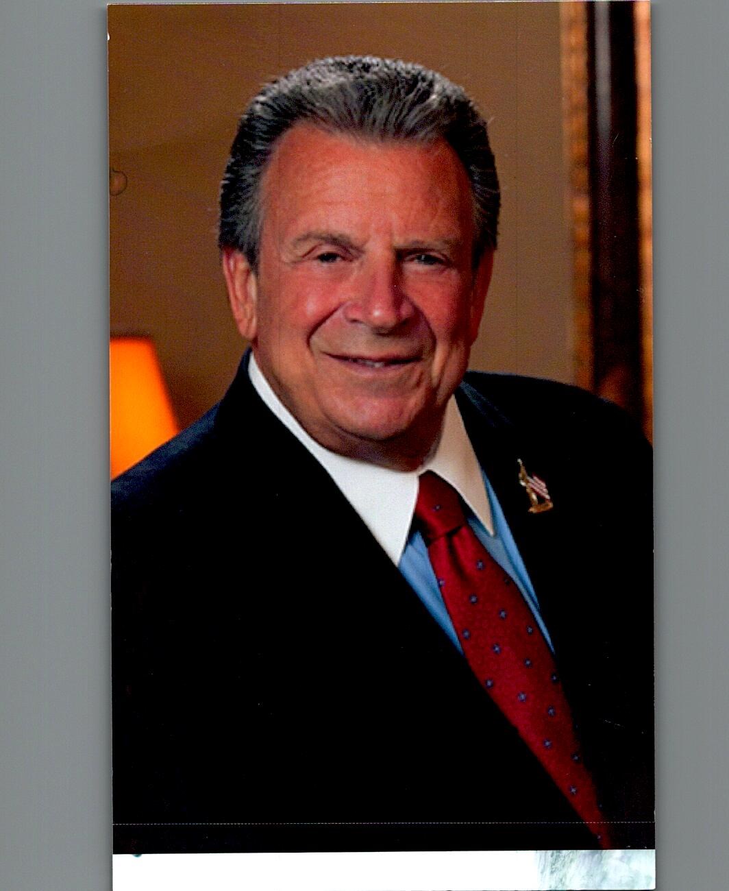 Avis de décès de Robert D. Spina, Sr.