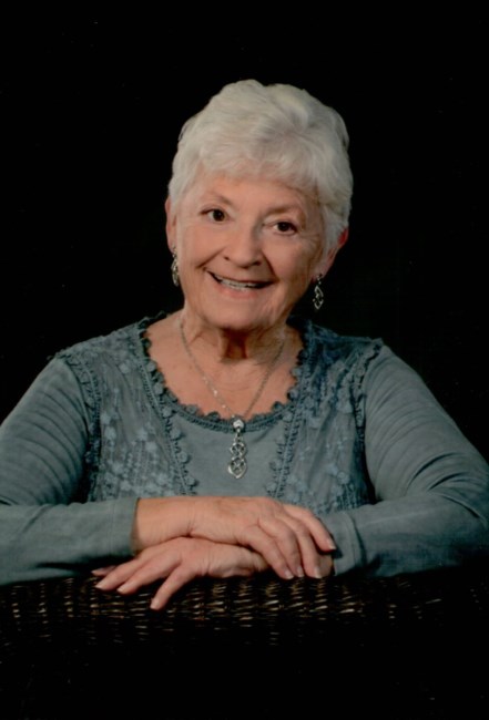 Obituary of Yvonne Zee Carver