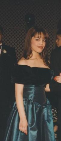 Obituary of Regina Dolores Calderon