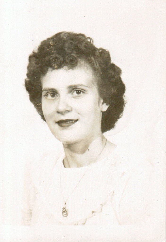 Obituario de Doris Lillian Bennett