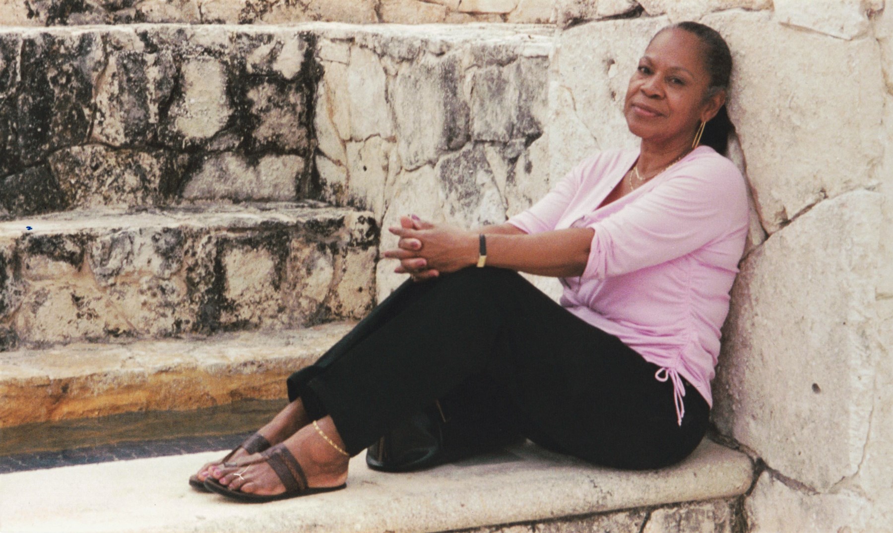 Avis de décès de Agatha Yvonne     (John Baptiste) Armorer