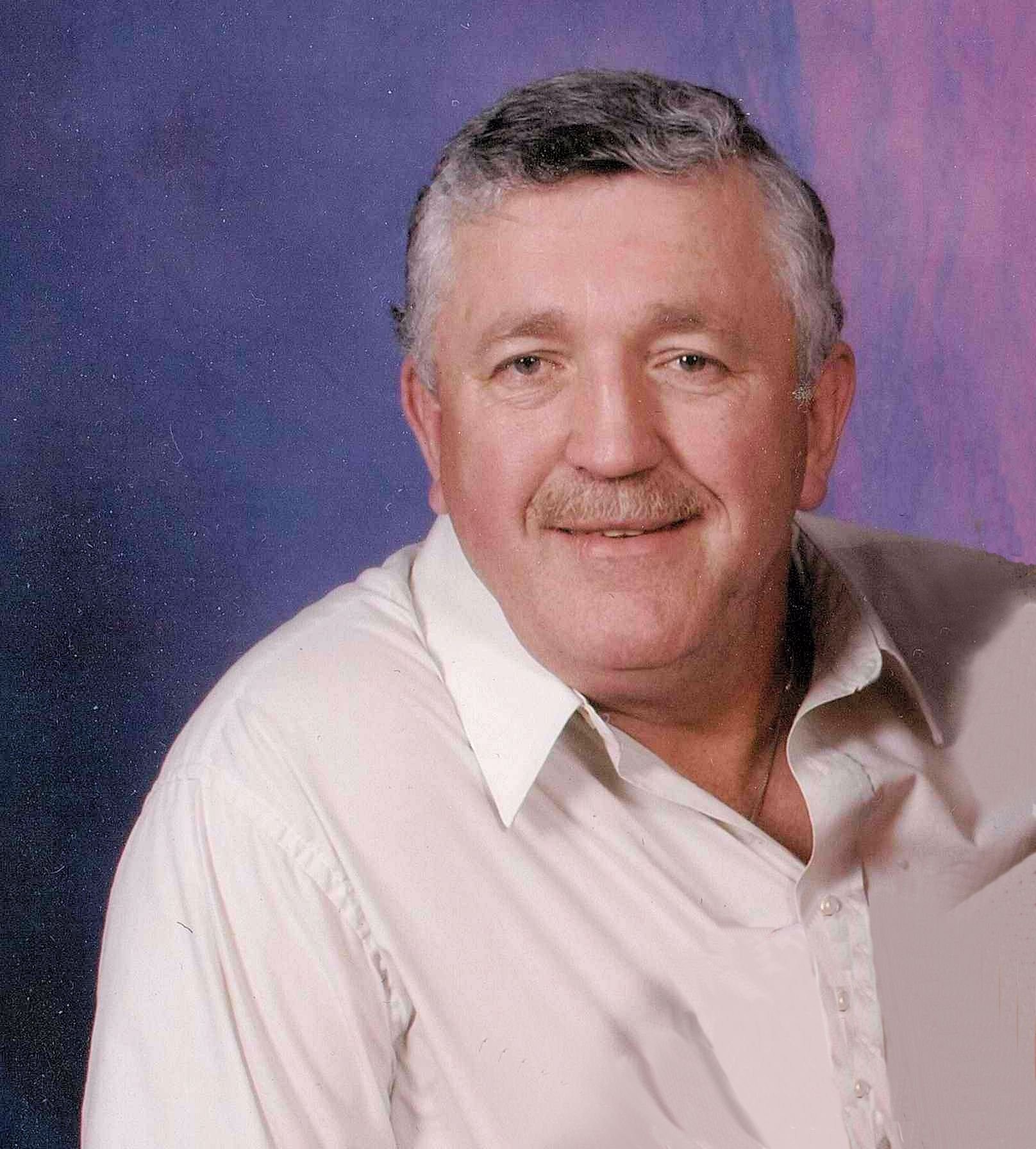 Obituario de James "Jim" Parsons