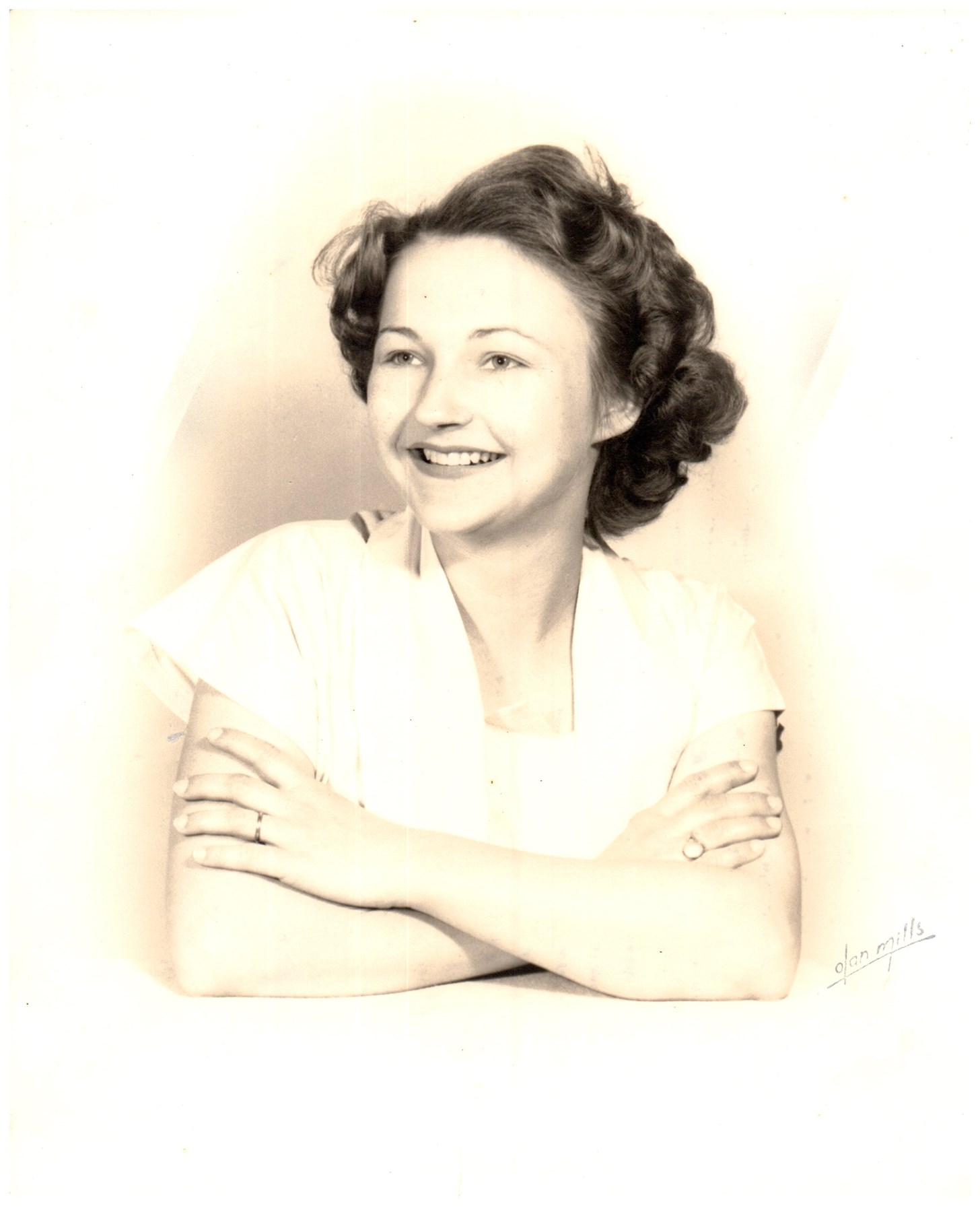 Obituary of Nina J. Glover