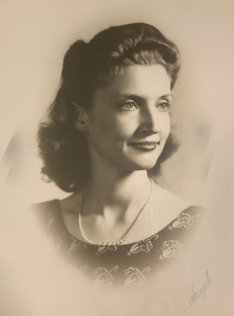 Obituary of Mae Holladay Harris