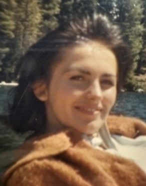 Obituary of Carolyn Lee Pritchard