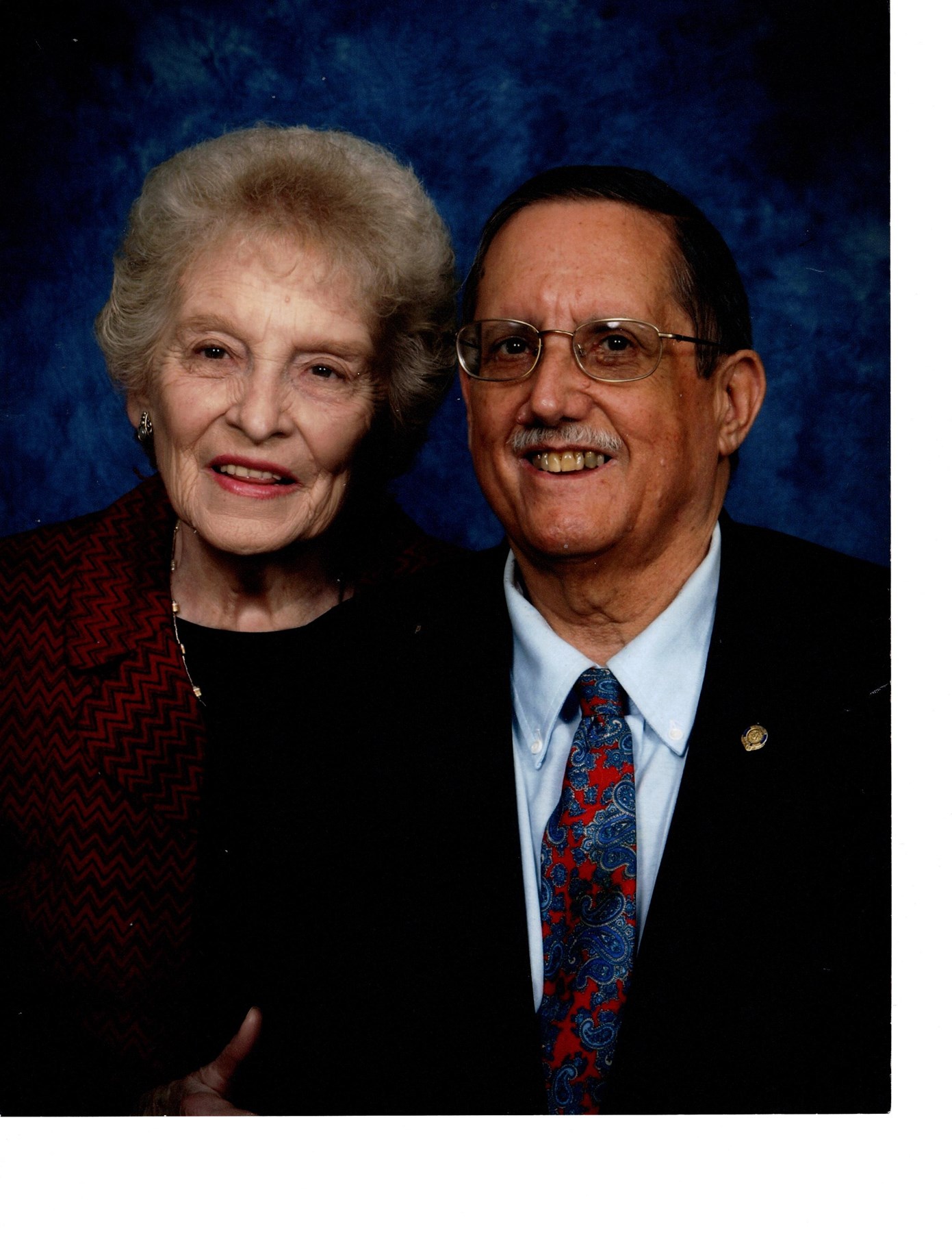 Obituario de Frank L. Leggett Jr.