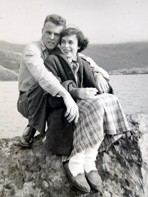 Obituario de Harold Neil Combs