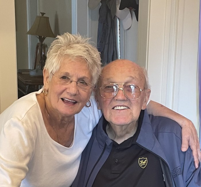 Obituario de Charles Max All