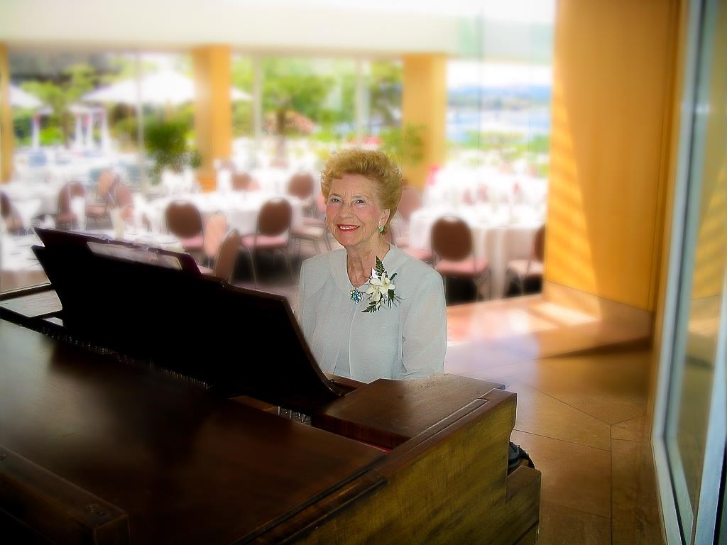 Obituary of Thelma May Lade