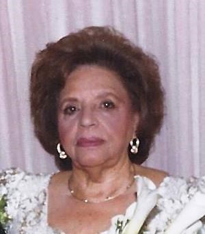 Obituary of Aurea E. Molina