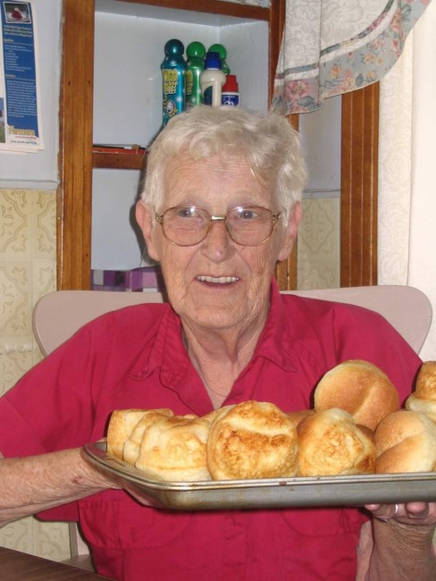 Obituary of Margaret Ellen "Peggy" MacDougall