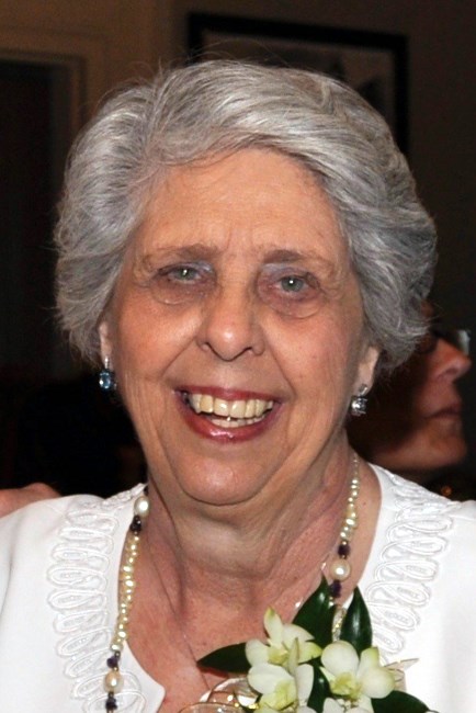 Obituario de Joan C. Reginelli