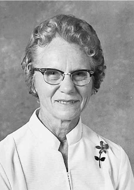 Obituary of Pauline Bell Spicer