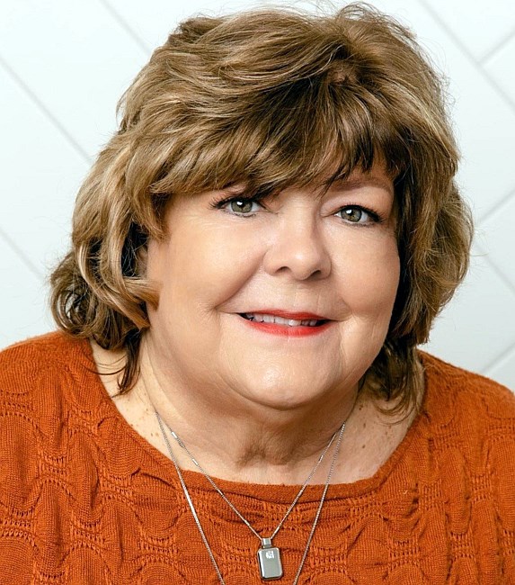 Obituary of Theadis Stivers Damewood