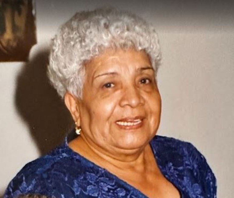 Obituary of Maria Esperanza Reyes