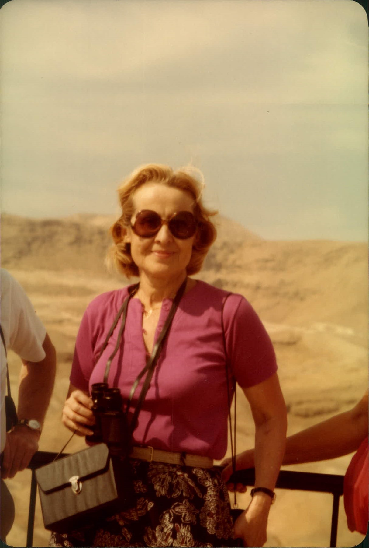 Obituary of Julia E. Amgott