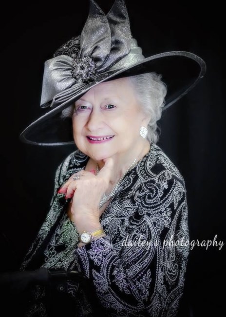 Obituary of Leona Nanny Maxine Thompson