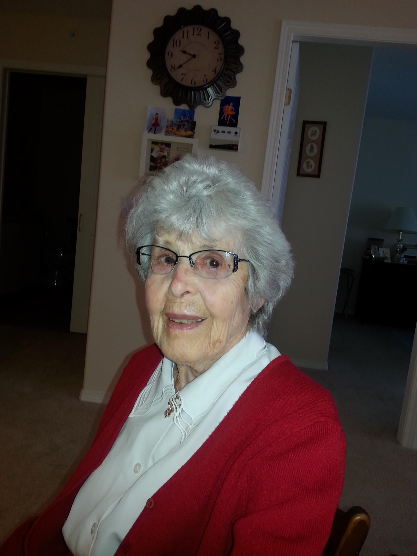 Obituario de Violet May Cunliffe