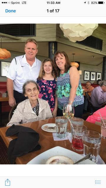 Obituary of Jacqueline Barbara Kinnear