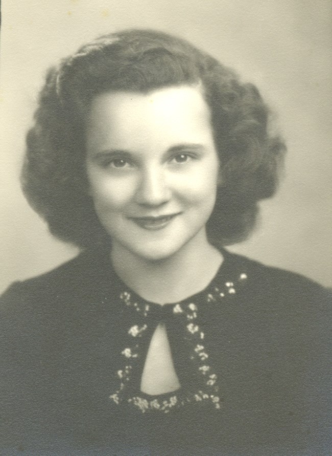 Obituary of Gladys Belk