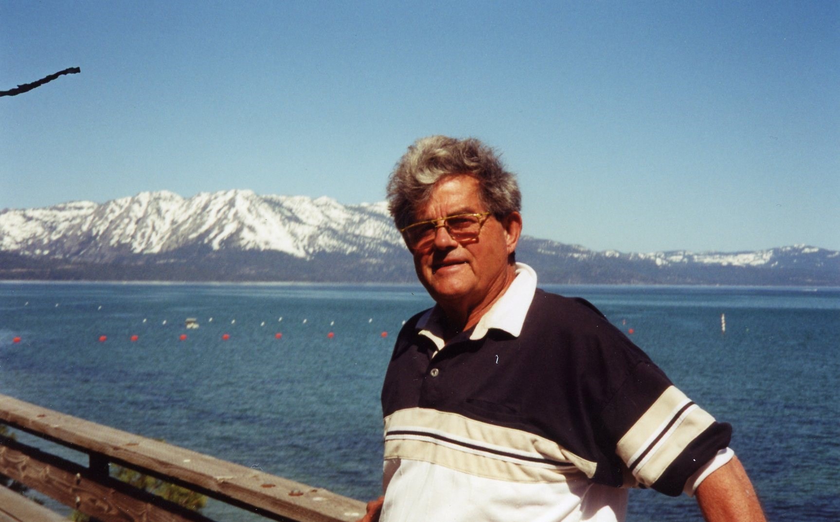 Obituary of Linwood Earl Whitley