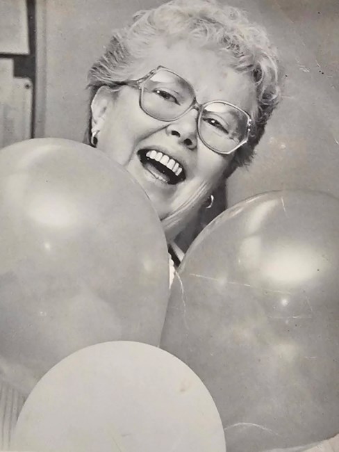 Avis de décès de Marcelle Ann Van Alphen