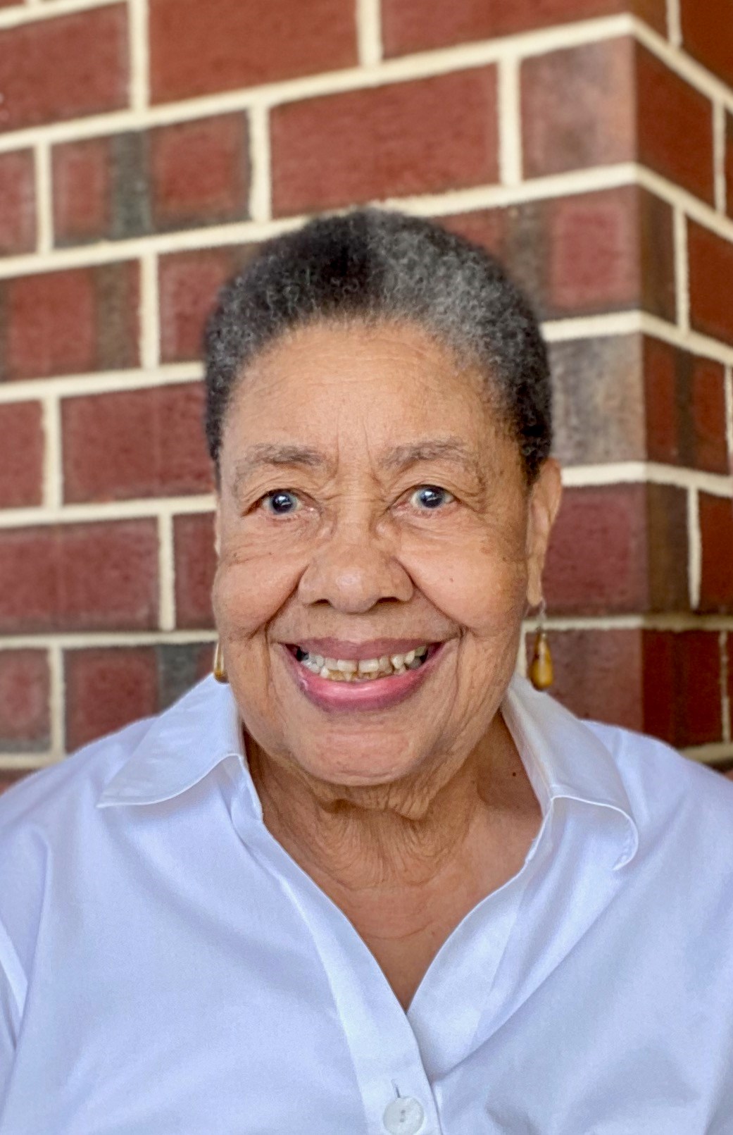 Obituary of Evangeline Lillian Hutson
