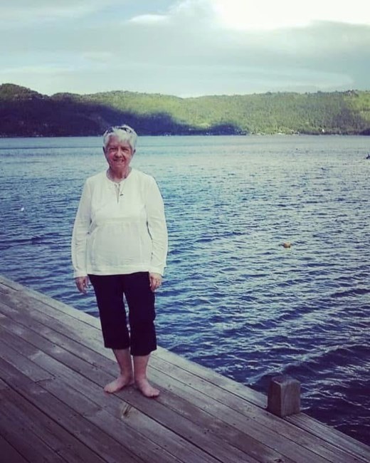 Avis de décès de Carolyn P Cillo